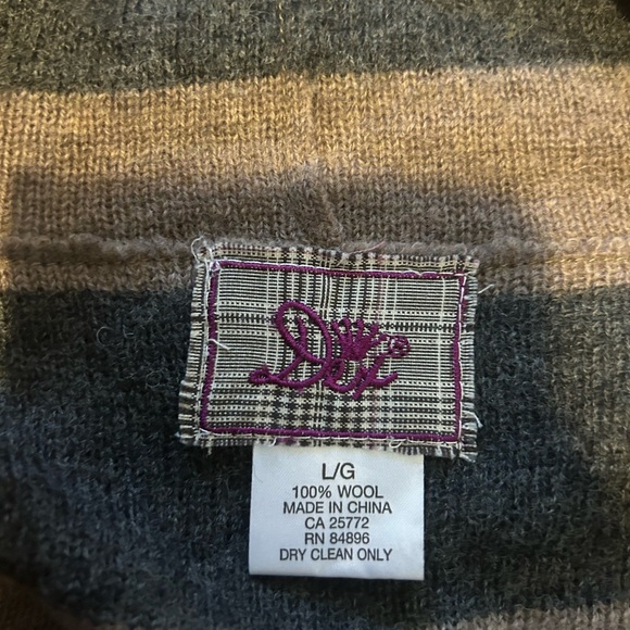 Wool sweater - Picture 2 of 2